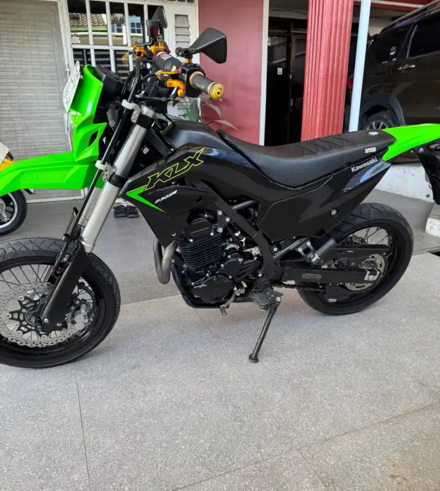 KAWASAKI SUPER MOTO KLX 230 SE SM TAHUN 2024/03