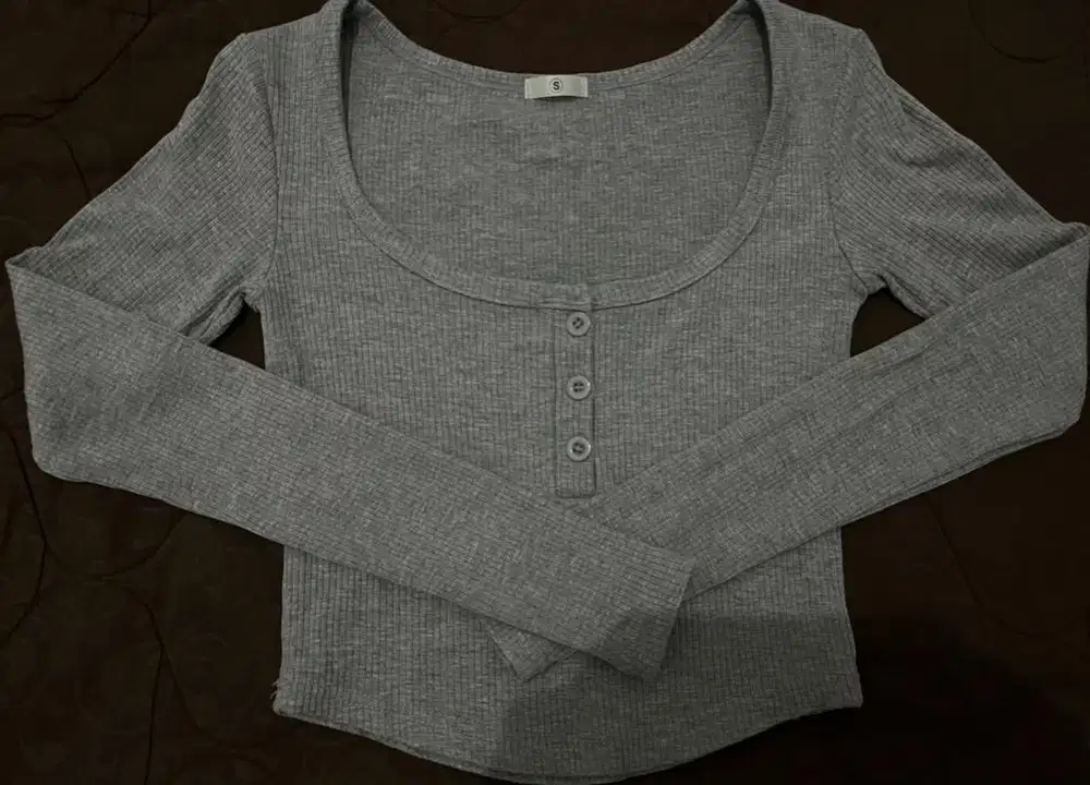 Baju atasan cantik