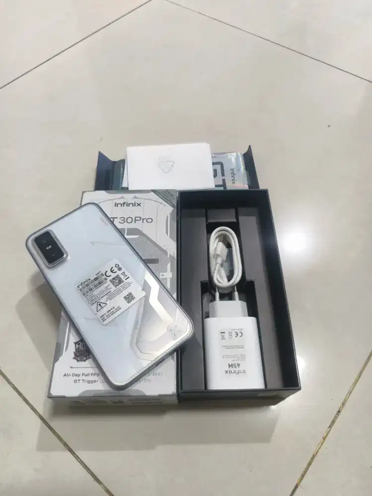 Infinix GT 30 Pro 8/256 White