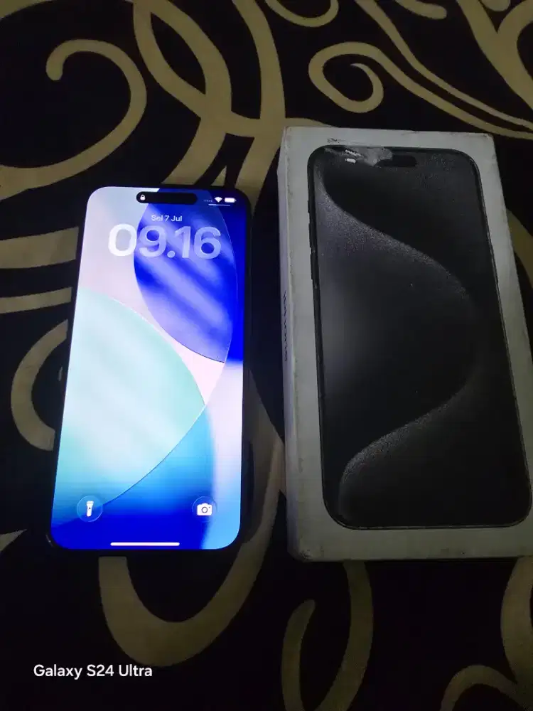 Jual iphone 15promax ibox 256gb bh 87% warna black nominus mulus fulse