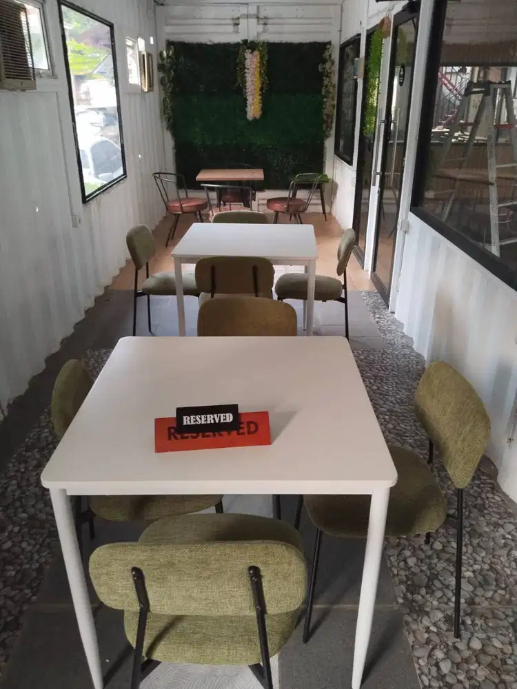 Sofa Meja Kursi Informa buat buka Kafe
