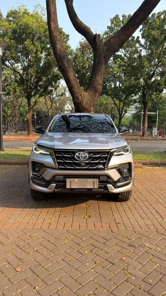 CASH! Toyota Fortuner 2.8 GR