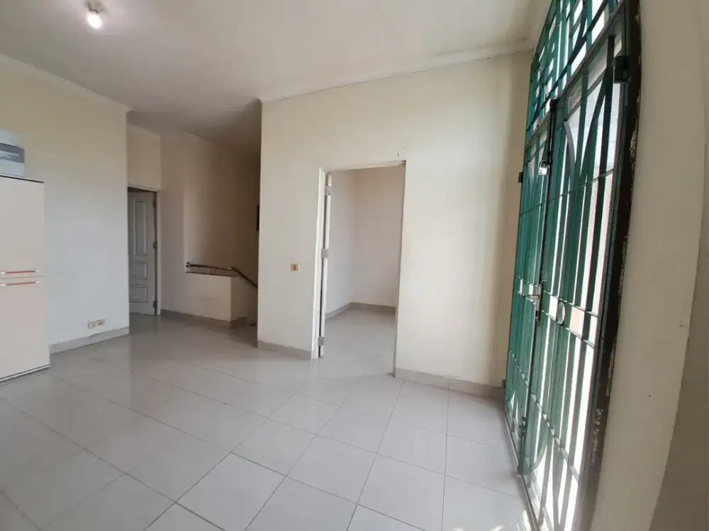 Dijual Rumah di Taman Semanan Indah, Uk.6.5x16m2, Hadap Utara, Harga : 1.9M nepis