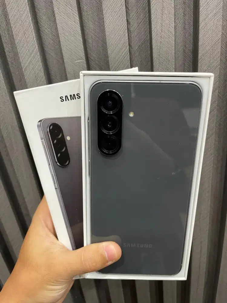 SAMSUNG A56 5G 8/256
