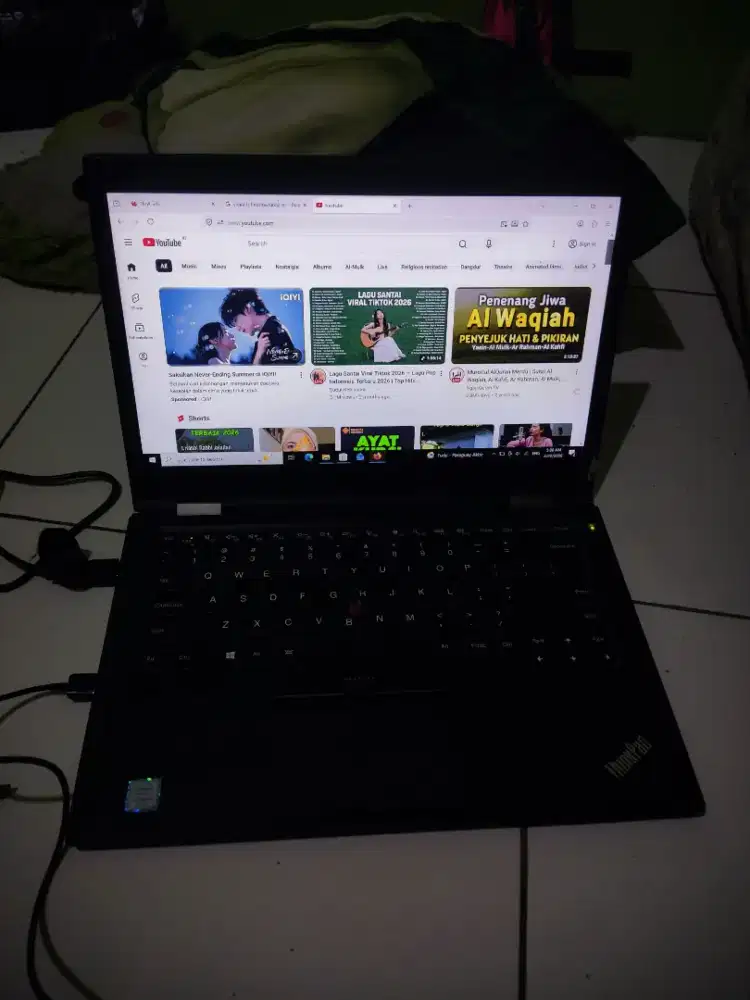 Misi Mau jual Laptop Lenovo thinkpad x1carbon gen 5 slim Mulus normal
