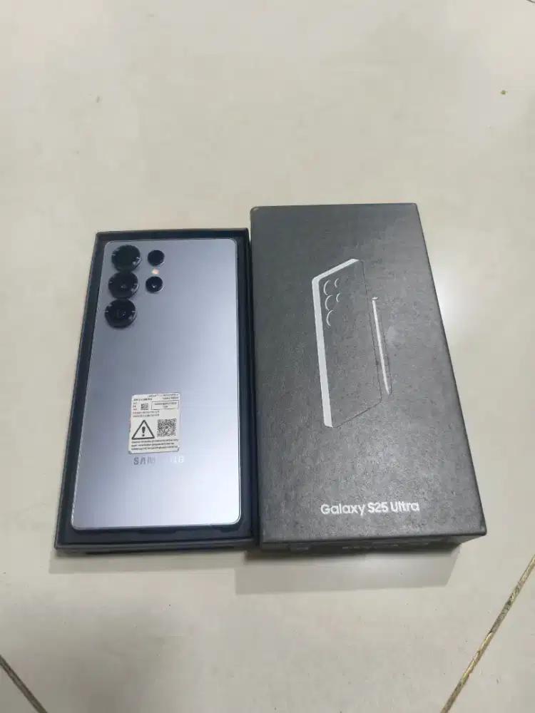 Samsung S25 Ultra 12/256 Silver Blue