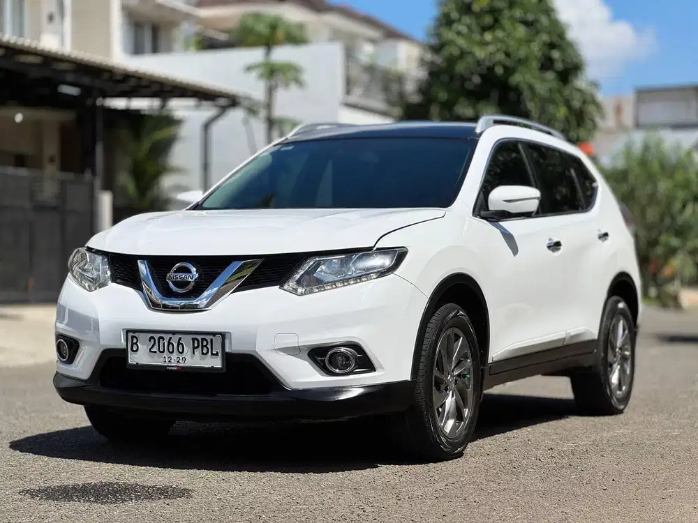 Nissan XTrail 2.5 AT T32 Putih Metalik AT 2014