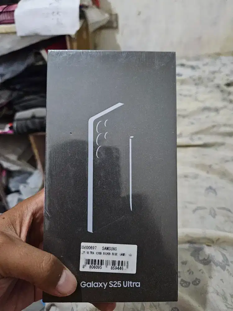 Samsung Galaxy S25 Ultra 12/512 BRAND NEW