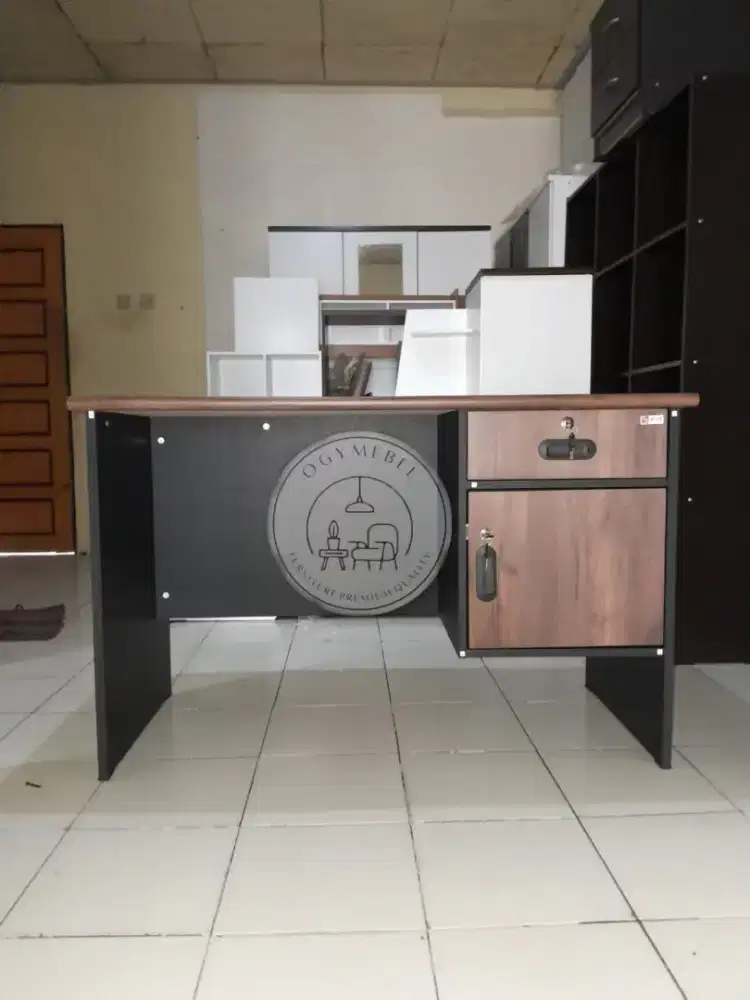 READY MEJA KERJA KANTOR BAHAN TEBAL UK 120 TERLARIS SALE