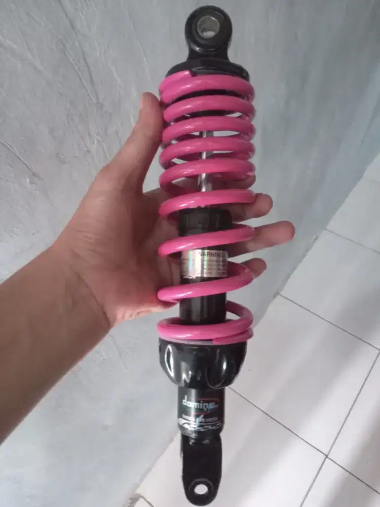 Shock Belakang Matic Universal
