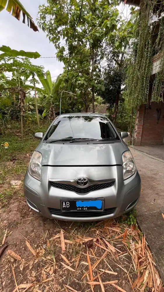 Dijual Mobil Yaris J 1,5 Matic Tahun 2012