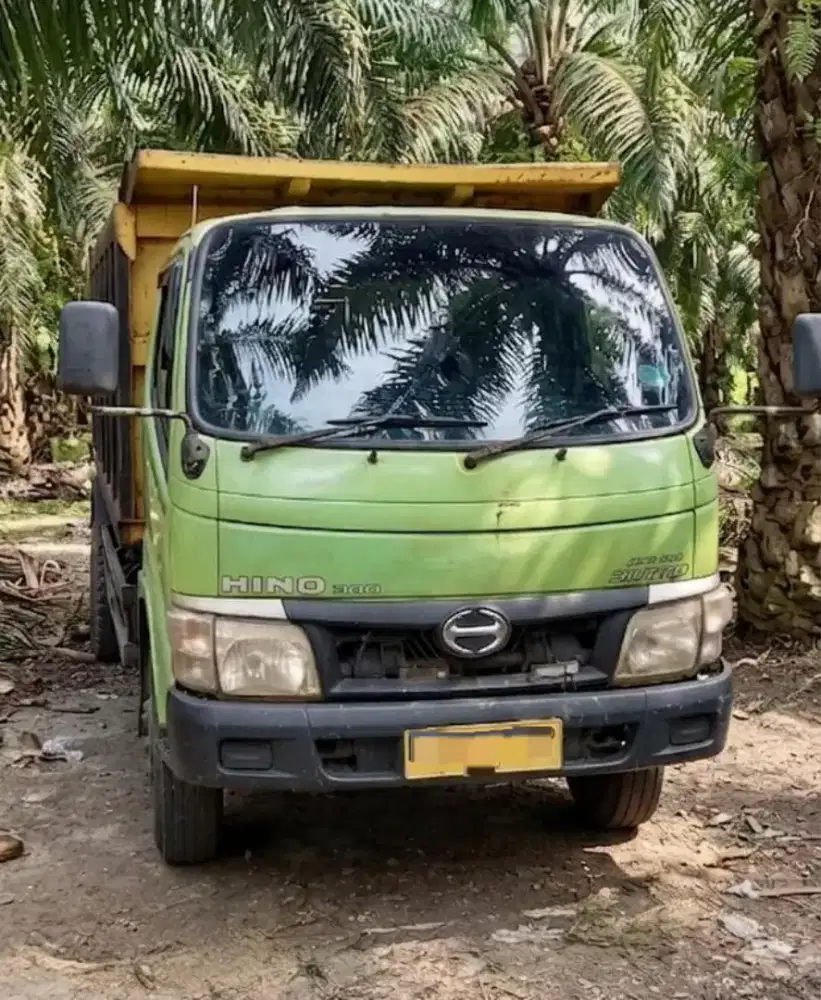 Dijual Hino truk dump