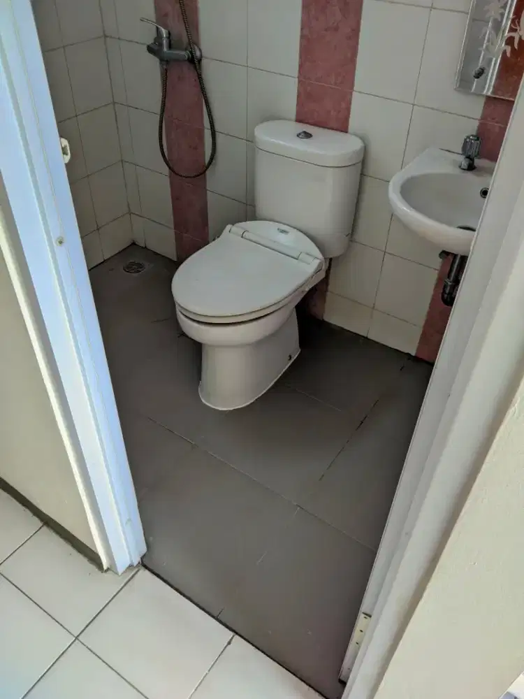 LOWONGAN ART KOST & Laundry