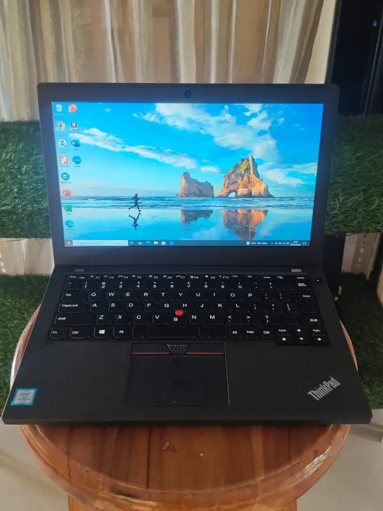 Lenovo ThinkPad X270 Core i5 RAM 8GB SSD 256GB FHD Windows 10 Pro