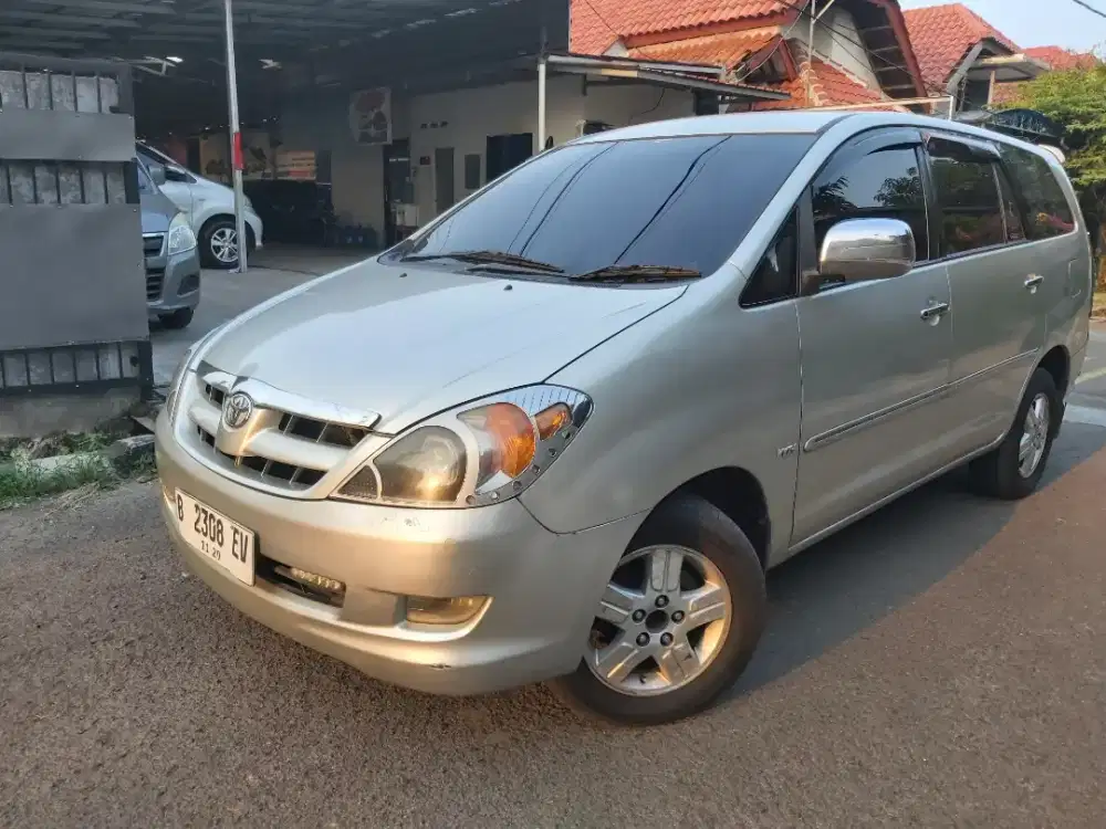 DI JUAL CEPAT HARGA MURAH INNOVA G AT 2005 SILVER JARANG DIPAKAI