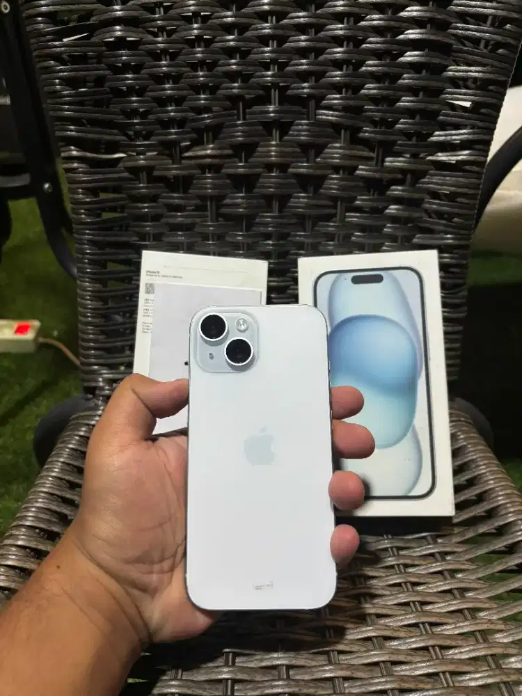 iphone 15 basic 128gb ex ibox Indonesia