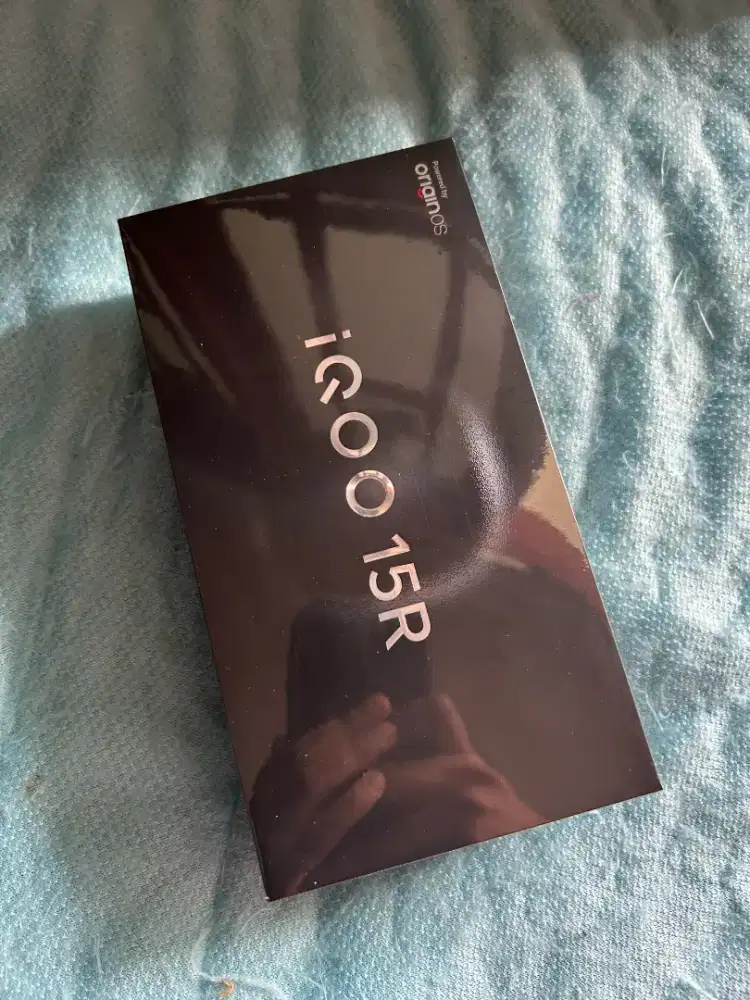 Vivo iQoo 15R 8/256GB Silver Garansi 1 Tahun NEW Segel Baru