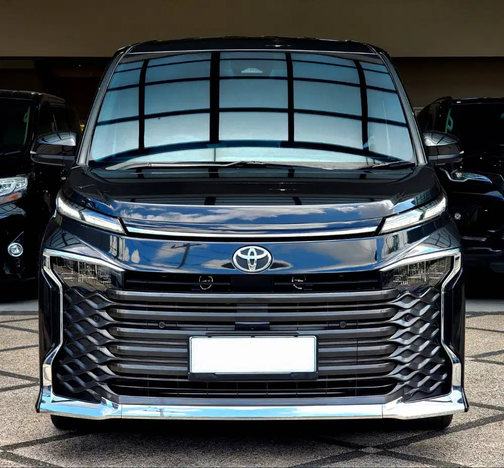 TOYOTA VOXY NEW MODEL FACELIFT TSS 2024 WARNA HITAM