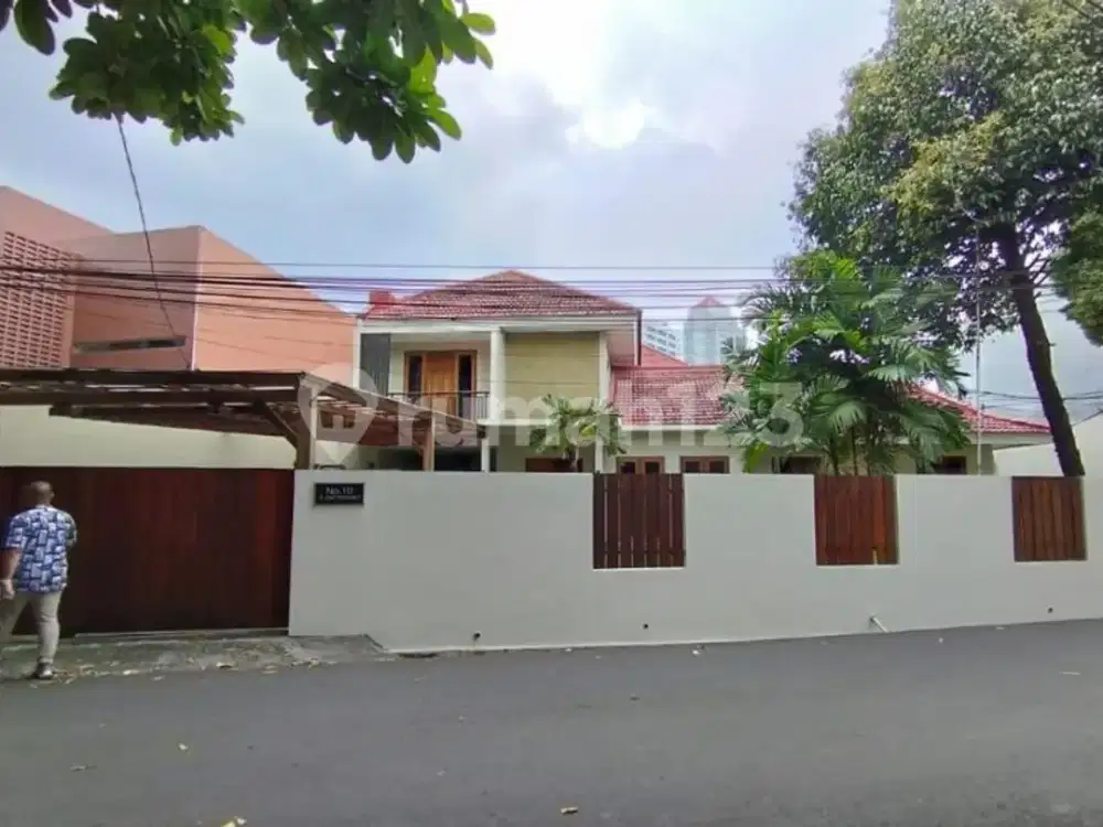Dijual Rumah Luas Di Menteng Dalam Tebet Jakarta Selatan