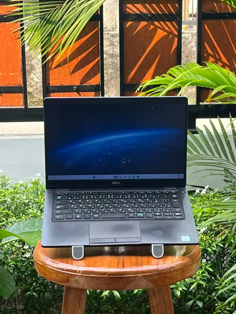 Dell Latitude 5300 i5-8265U RAM 8GB SSD 128GB Windows 10 Pro