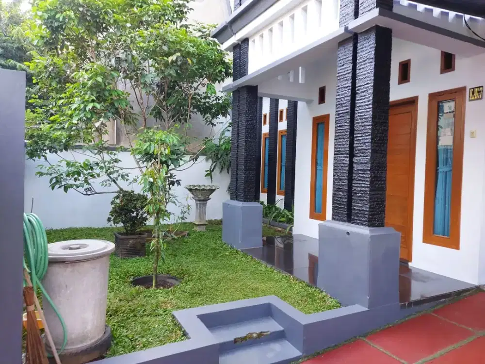 RUMAH DALAM CLUSTER LOKASI STRATEGIS DI CIMAHI TENGAH - BANDUNG