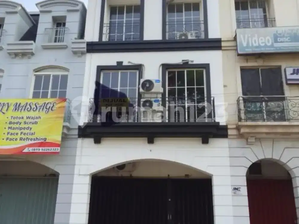 Dijual /Disewakan Ruko Palais De Europa 3,5 Lantai , Tangerang