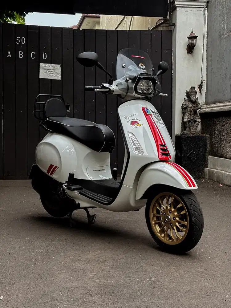 SPRINT 150 RECING SIXTIES 2020