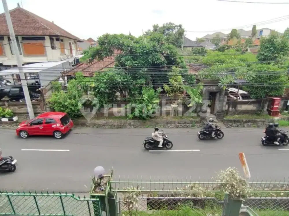 Dijual Rumah Luas 2 Lantai Di Gatot Subroto Denpasar Utara Bali