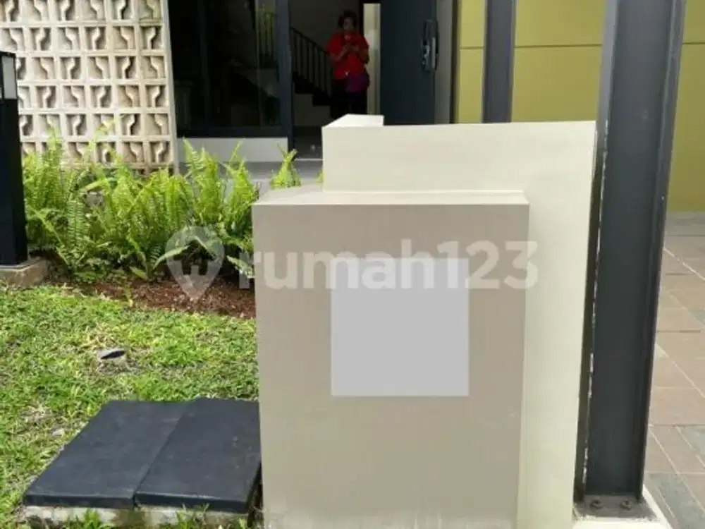 Disewakan Runah Rapi Semi Furnished Carson Gading Serpong