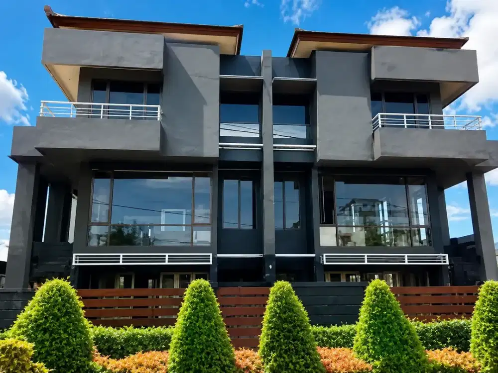 RUMAH MEWAH 3 LANTAI DENGAN PRIVATE LIFT DI PEJATEN – JAKARTA SELATAN