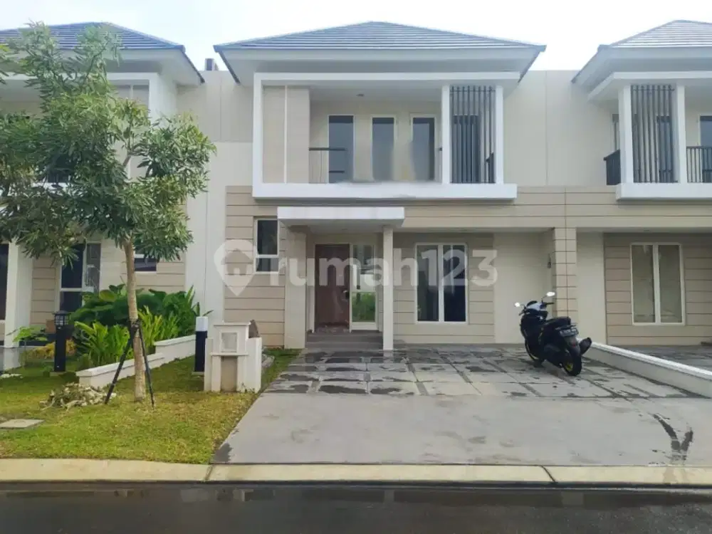 Rumah Sewa 2 Lantai Suvarna Sutera di Gading Serpong, Tangerang