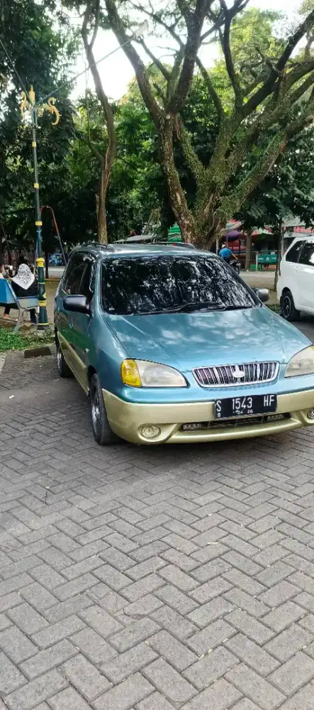 Kia Carens 1 2000 matic