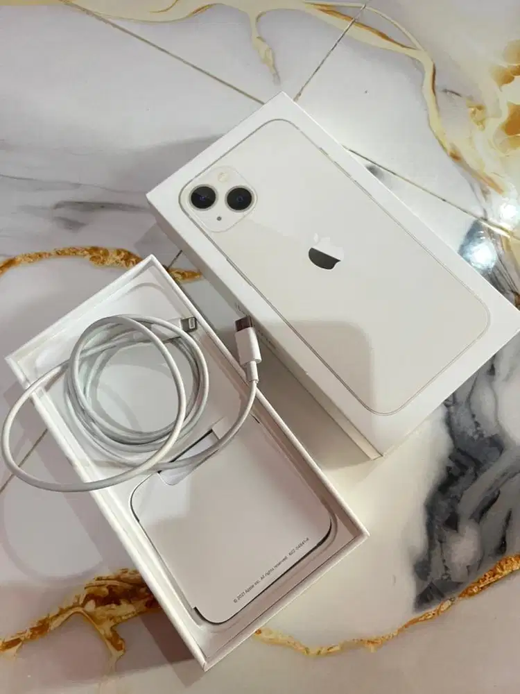 Iphone 13 white second ibox