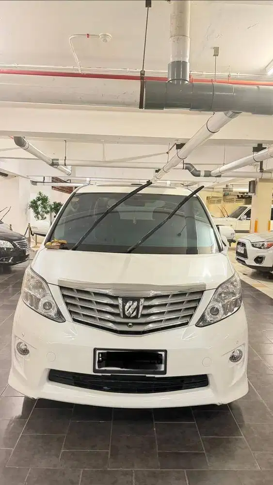 Dijual Toyota Alphard 2.4 2WD AT