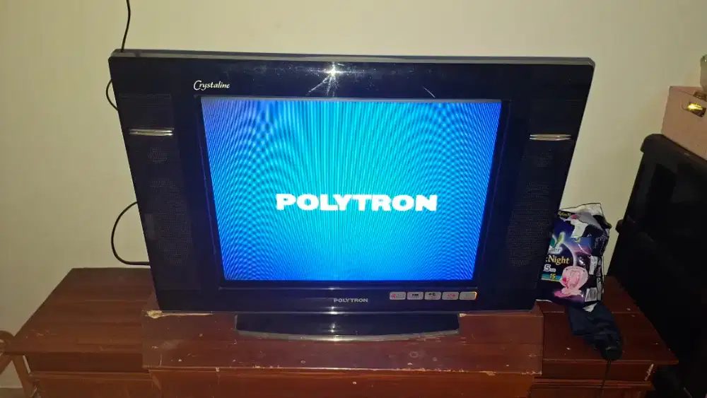 Tv Polytron 21inci