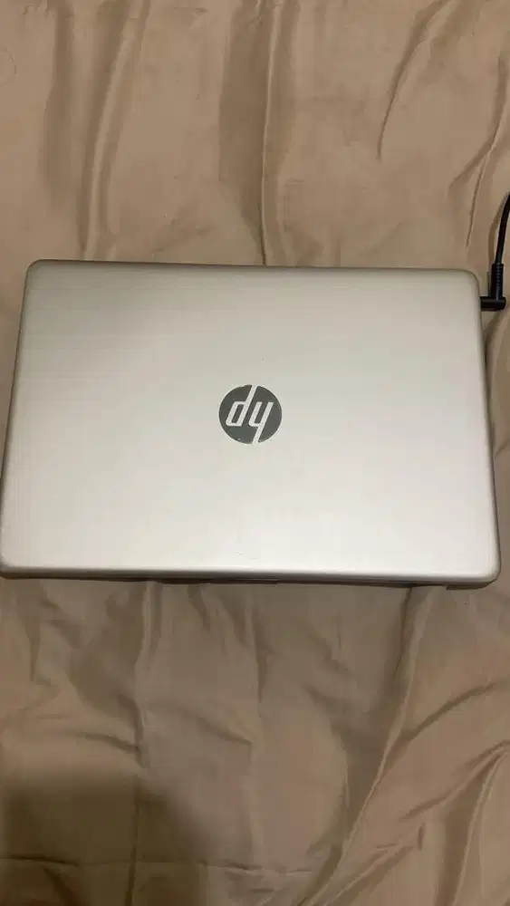 Laptop merk HP 14inch series core I3