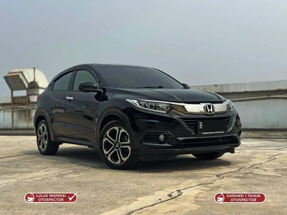 Honda HRV 1.5 E AT 2021 Hitam Km 44rb Service Record Garansi Tdp 29jt