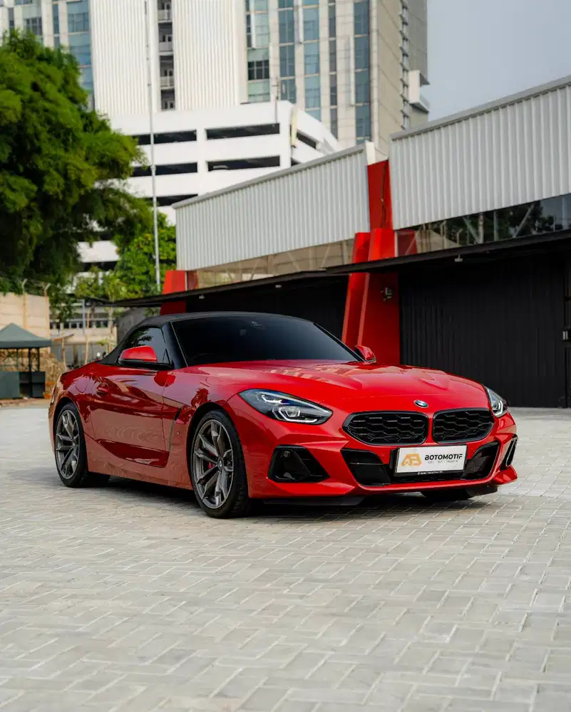 BMW Z4 M40i Roadster G29 Red 2024