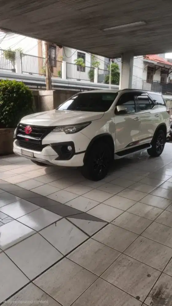 Fortuner Dijual Apik Rapi Bersih Terawat