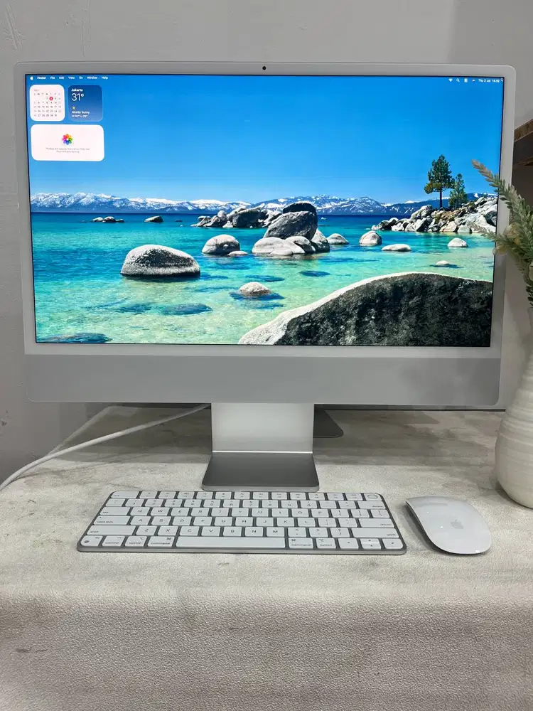 iMac 24 inch Retina 4.5K, 2024 M3 8GB/512GB 8C GPU 10C CPU resmi Silve
