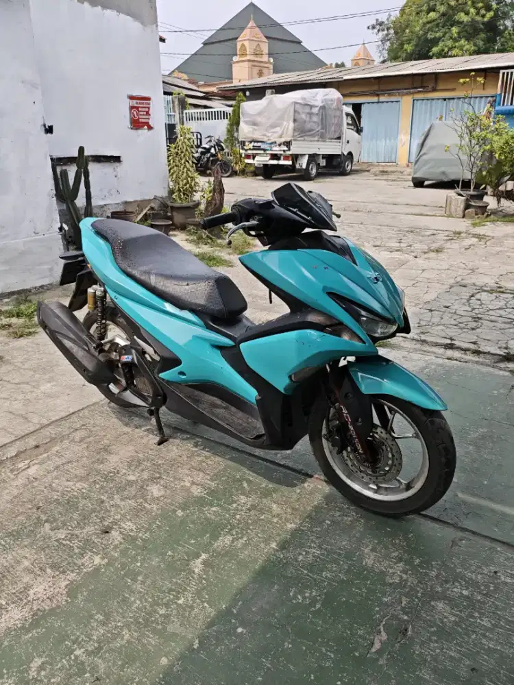 YAMAHA AEROX 2017 R