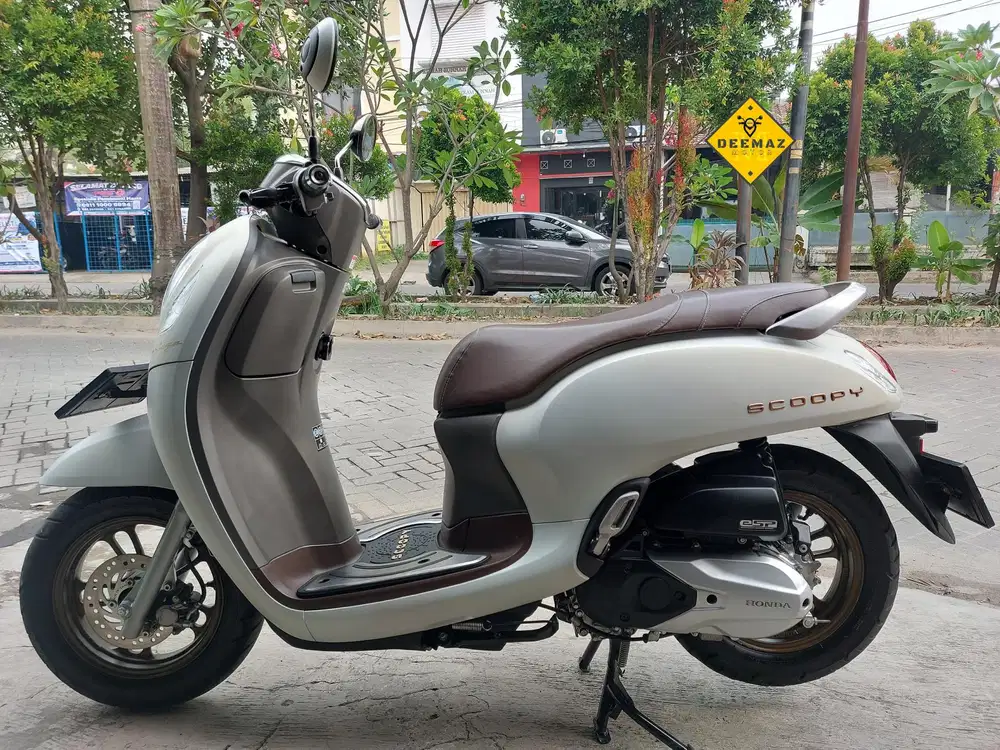 (DP 300 Rb)‼️ Honda Scoopy Prestige Keyless Putih 2024 Cash / Kredit