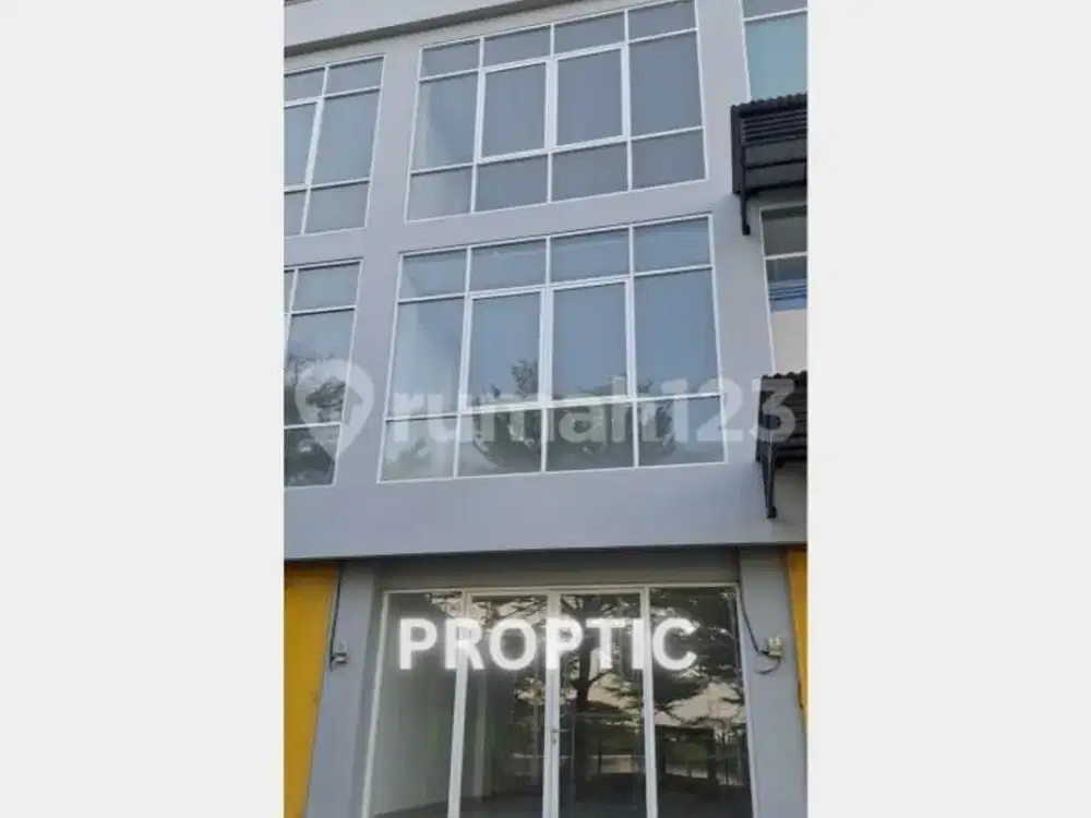 Ruko 3 Lantai Royal Crown Waru Sidoarjo - Rk060apd