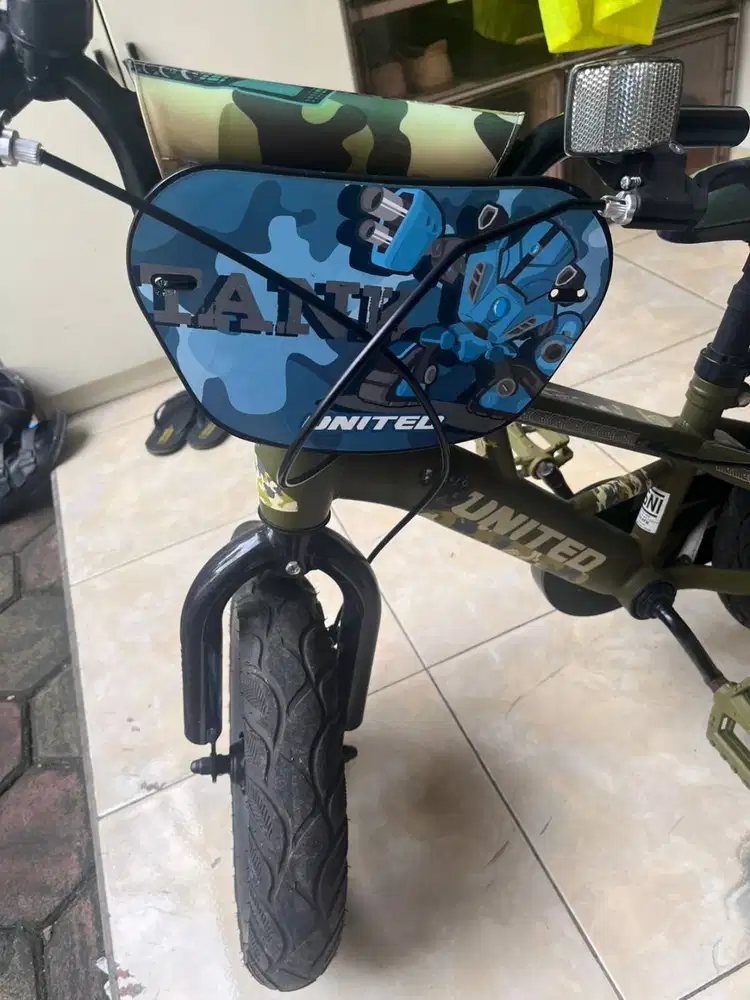 Sepeda Anak BMX United Tank - Pemakaian 9 bulan (Like New)