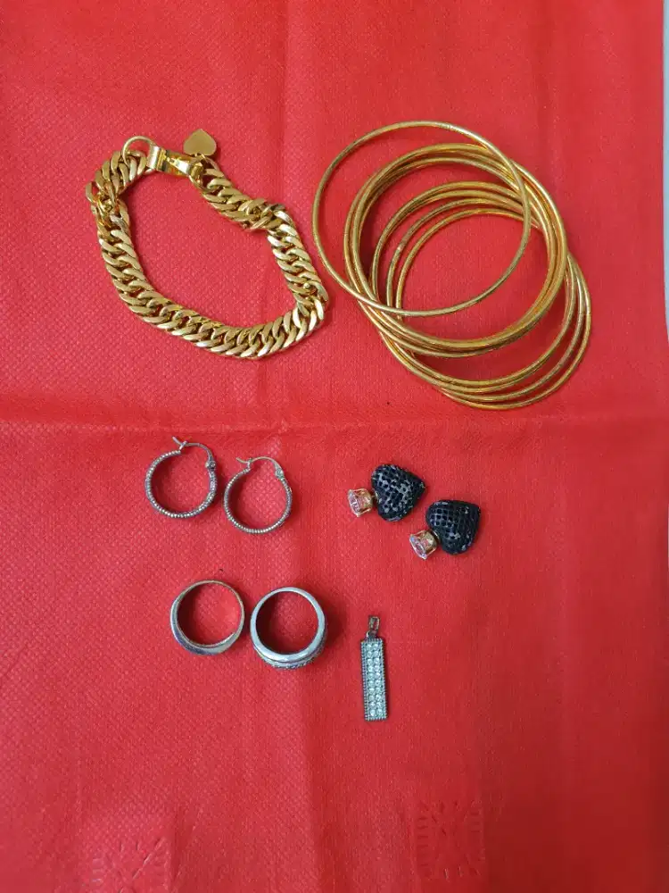 Perhiasan & Aksesoris