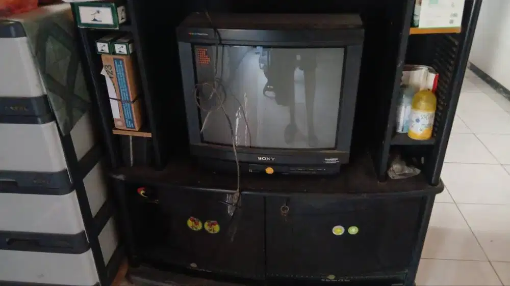 Tv tabung Sony Triton 21 inch