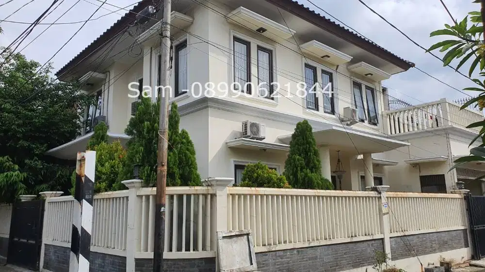 DIJUAL RUMAH TINGGAL SIAP HUNI 2  LANTAI  DI RAWAMANGUN