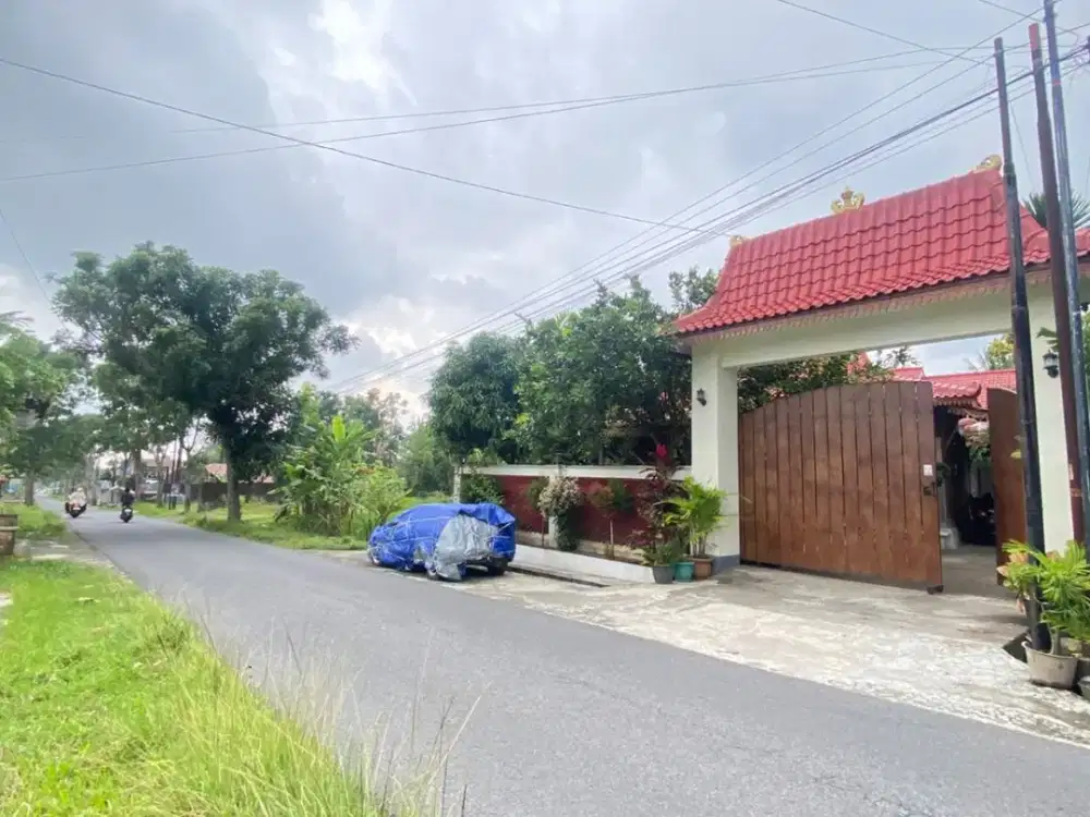 Rumah Cantik + Joglo di Barat Kampus UII Yogyakarta #Kode : RSH 007