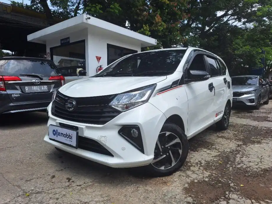DP MURAH Daihatsu Sigra 1.2 R Bensin-AT 2023  CUYFB