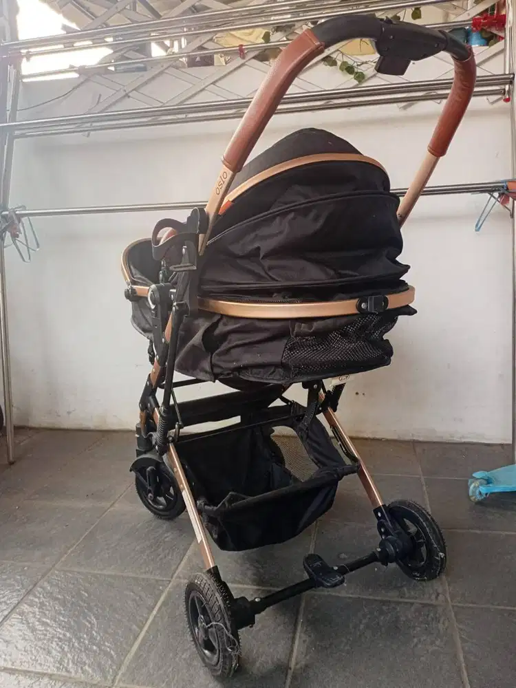 Jual Stroller Bayi Preloved, Pemakaian 1 tahun, Utk Bayi 0-36 bulan